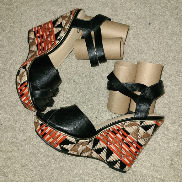 Cato wedges - Picture 2 of 6